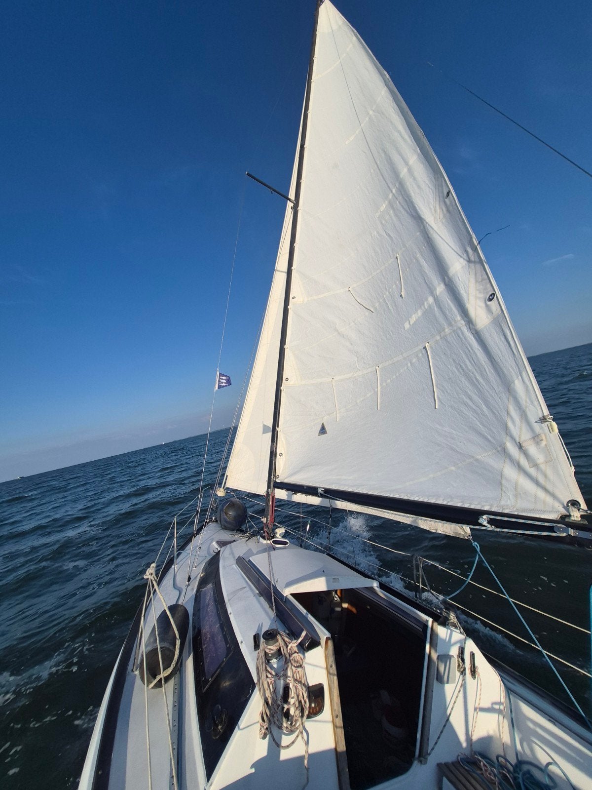 Comar Comet 701 Kajuitzeiljacht incl 15pk suzuki outboard, Watersport en Boten, Kajuitzeilboten en Zeiljachten, Overige merken