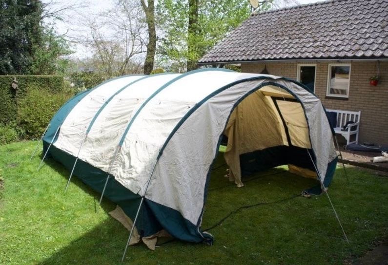 Nette ruime tent, Caravans en Kamperen, Ophalen, Gebruikt, Tot en met 5
