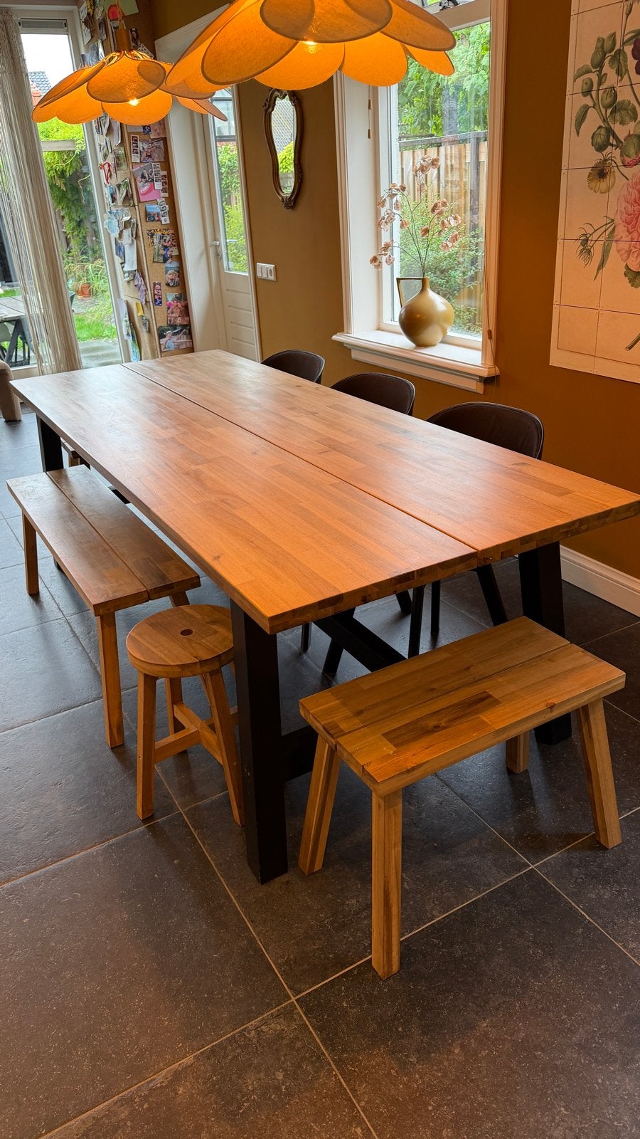 Complete IKEA SKOGSTA eettafelset – massief acacia – 10 p, Ophalen, Gebruikt, Eikenhout, 200 cm of meer