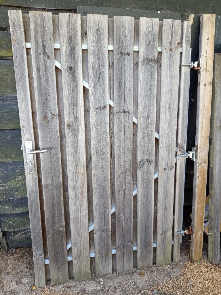 Schuttingpoort Tuinpoort, Tuin en Terras, Ophalen, Gebruikt, Draaipoort, 150 tot 200 cm