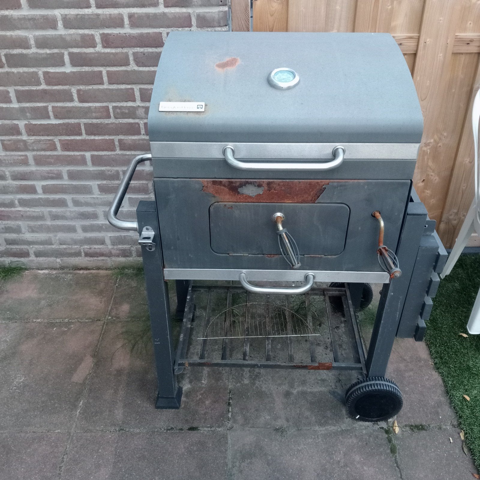 gratis bbq, Ophalen