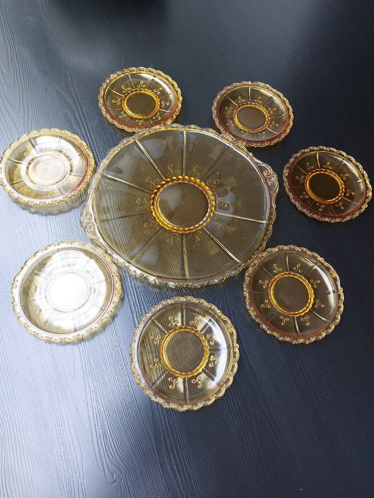 Vintage Glazen gebak Serveerset - Goudkleurig Decor, Antiek en Kunst, Antiek | Servies los, Ophalen