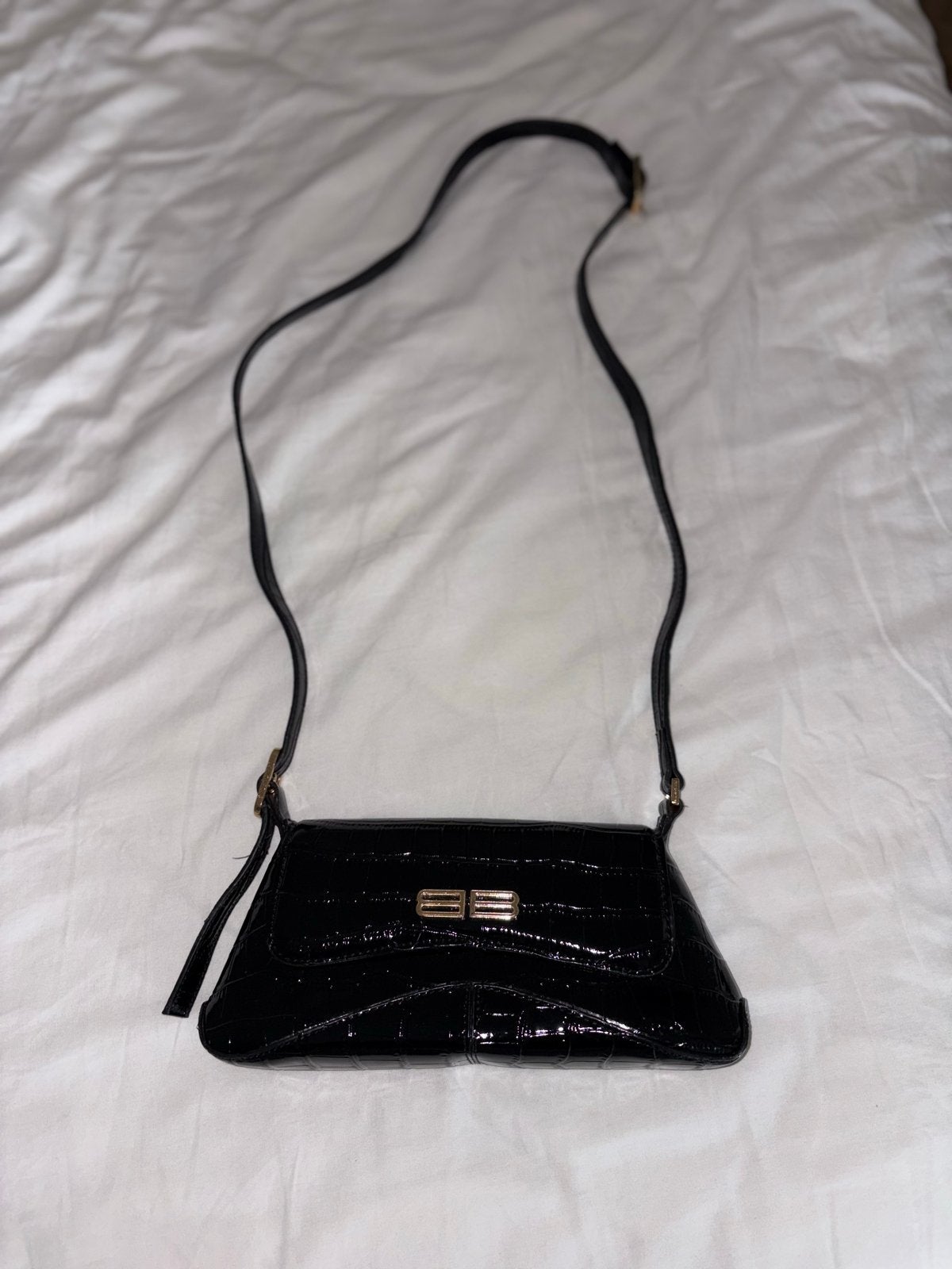 Balenciaga Hourglass Schoudertasje Zwart Krokodillenleer, Ophalen of Verzenden, Zo goed als nieuw, Zwart, Schoudertasje