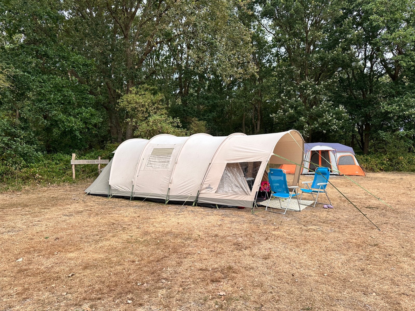 Nomad Bantu 4 Air – Ruime 4-pers. tunneltent te koop/huur., Caravans en Kamperen, Tenten, Ophalen, Gebruikt, Tot en met 4