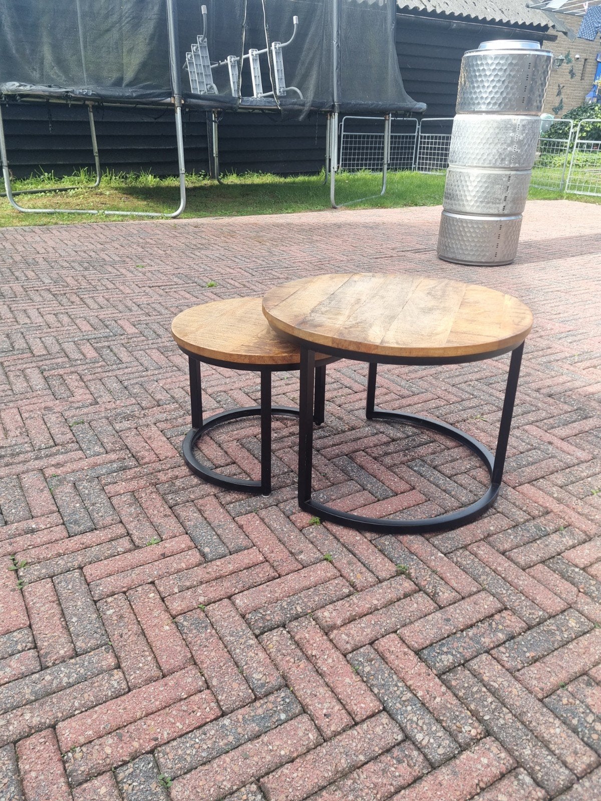 Ronde mangohouten industriele salontafels/bijzettafels, Ophalen, Minder dan 50 cm, Gebruikt, Rond