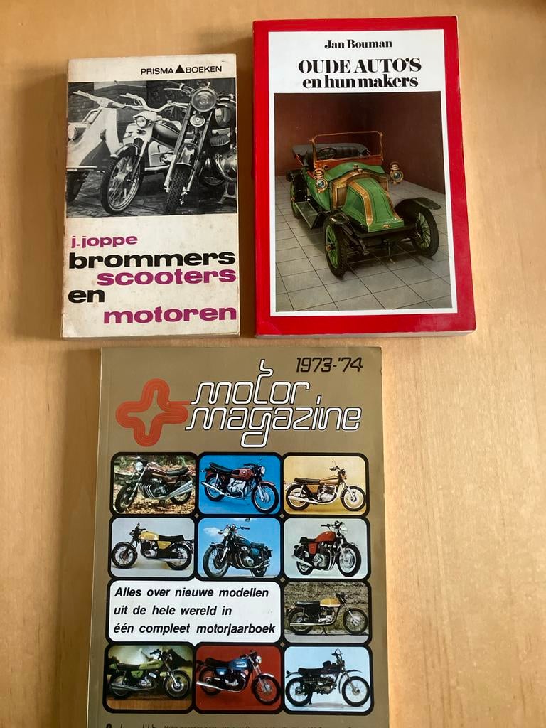 Boeken over motoren, brommers en oude auto's, Boeken, Motoren, Ophalen of Verzenden, Gelezen, Algemeen