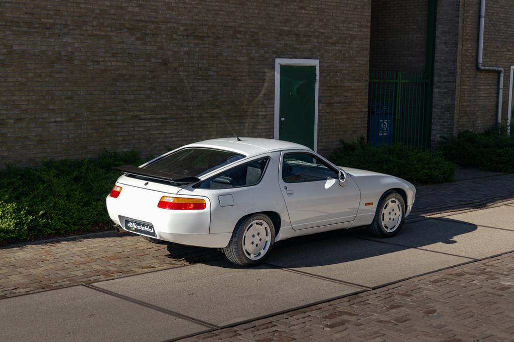 Porsche 928 5.0 S4 Coupé (bj 1991, automaat), Auto's, Automaat, Achterwielaandrijving, Cruise Control, Wit