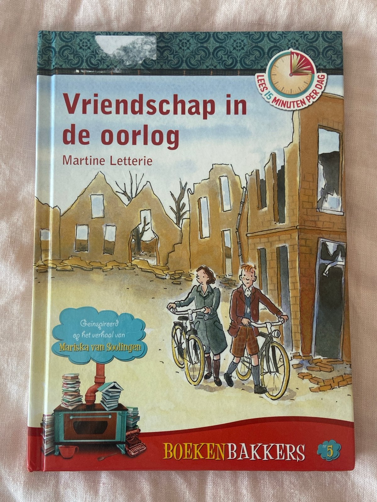 Vriendschap in de oorlog - Martine Letterie, Ophalen of Verzenden, Gelezen, Fictie algemeen
