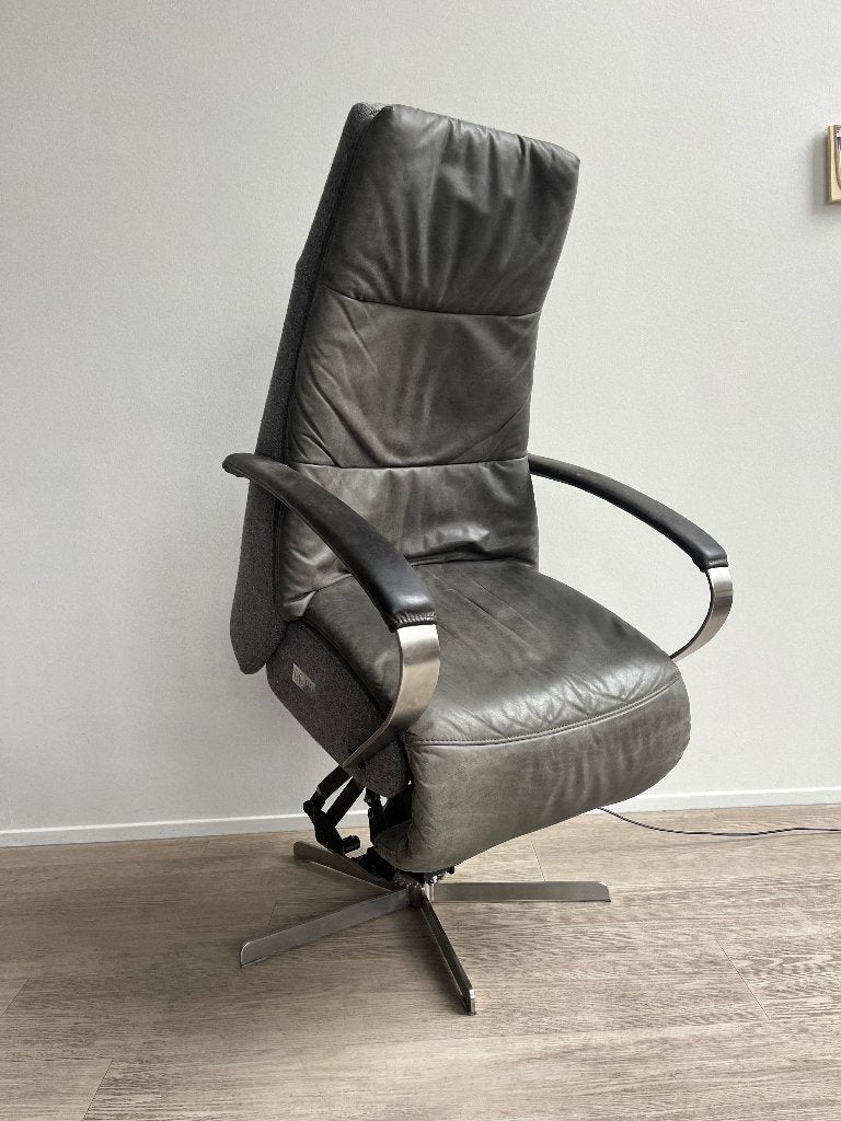 Prominent Humberto E100 Groen Grijs in Relaxfauteuil Sta Op, Ophalen, Zo goed als nieuw, Leer, 50 tot 75 cm