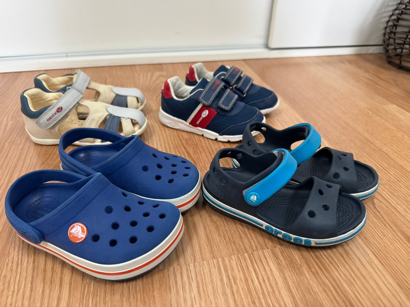 ZGAN Crocs en Geox sandalen mt 24-25, Kinderen en Baby's, Kinderkleding | Schoenen en Sokken, Ophalen of Verzenden, Zo goed als nieuw