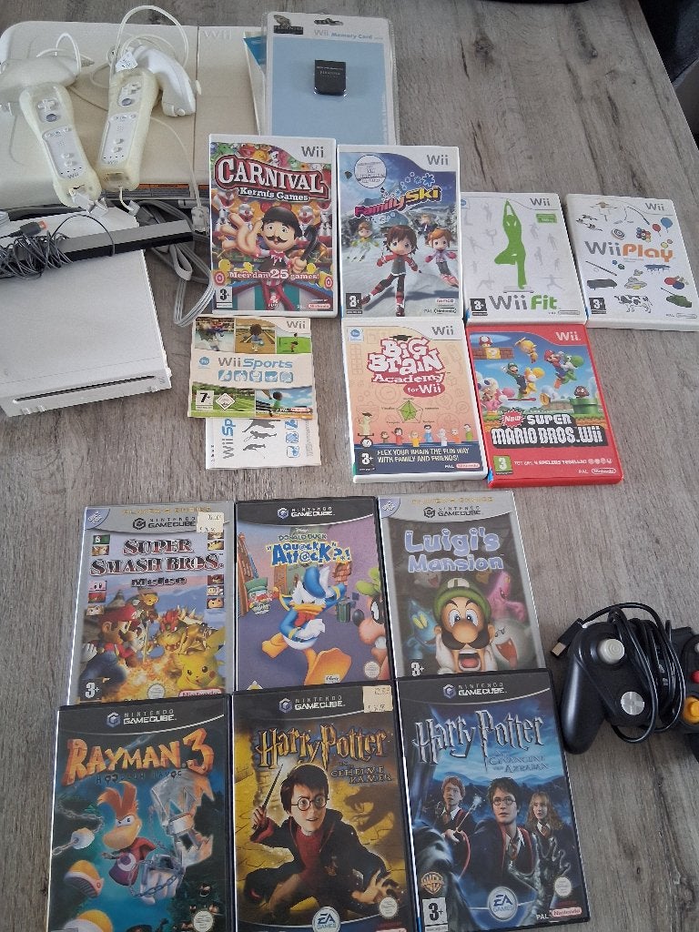 Nintendo Wii, compleet met balance bord en spellen, Ophalen of Verzenden, Gebruikt, Met 2 controllers, Met games