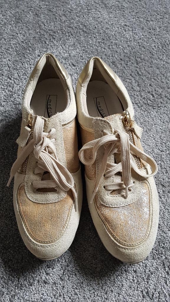 Medicus Sneakers maat G6/39, Kleding | Dames, Schoenen, Medicus, Verzenden, Beige, Sneakers of Gympen
