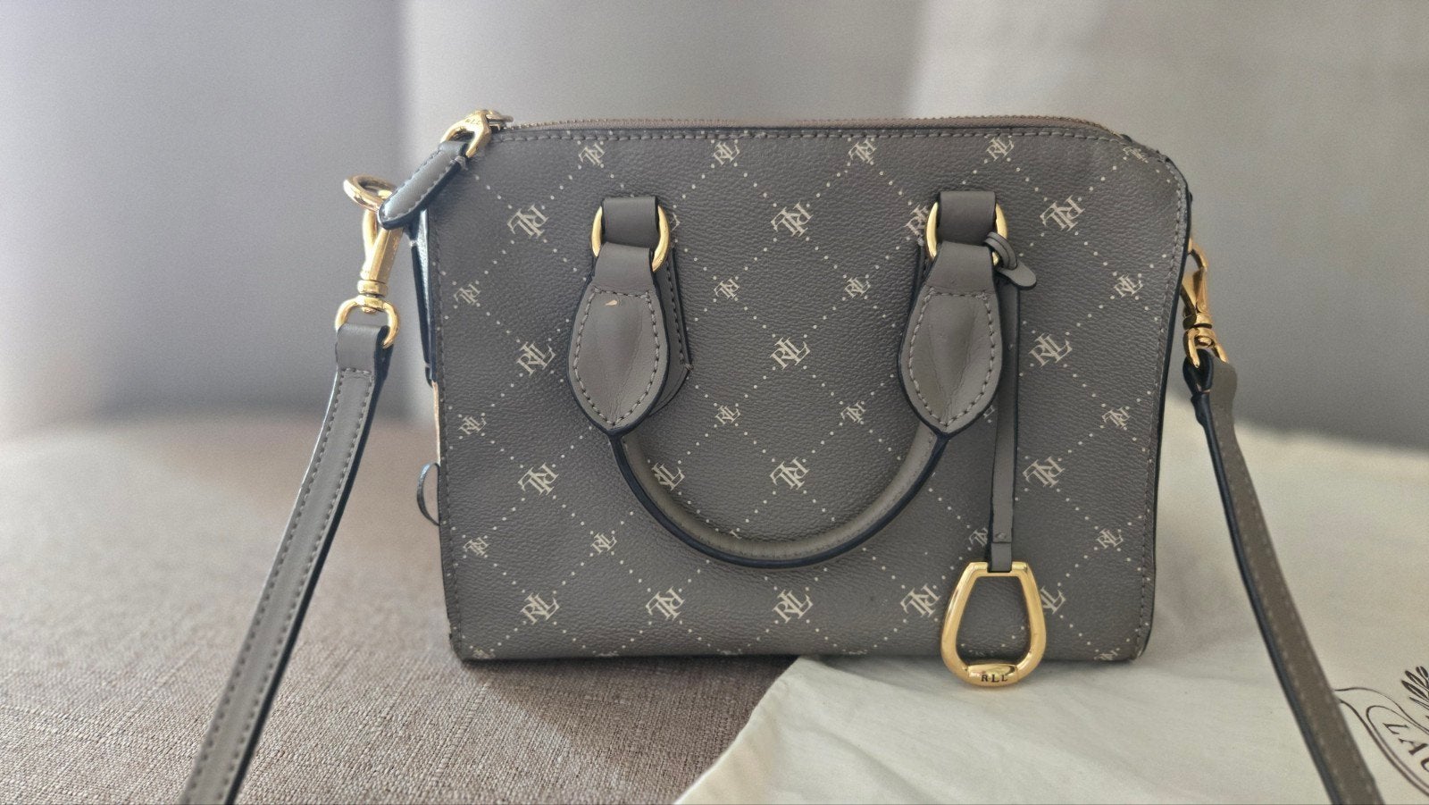 Stijlvolle Ralph Lauren handtas - Zo goed als nieuw, Ophalen of Verzenden, Zo goed als nieuw, Grijs, Handtas