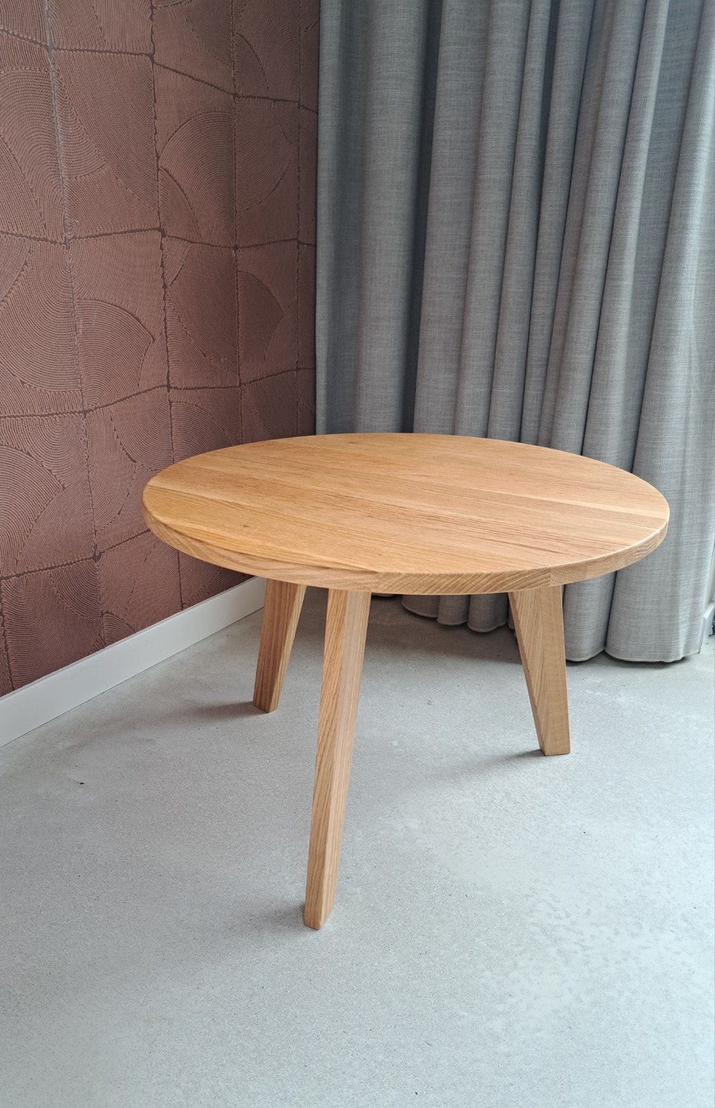 *Nieuw* Prachtige massief eiken bijzettafel, Ophalen, Minder dan 45 cm, Rond, Nieuw