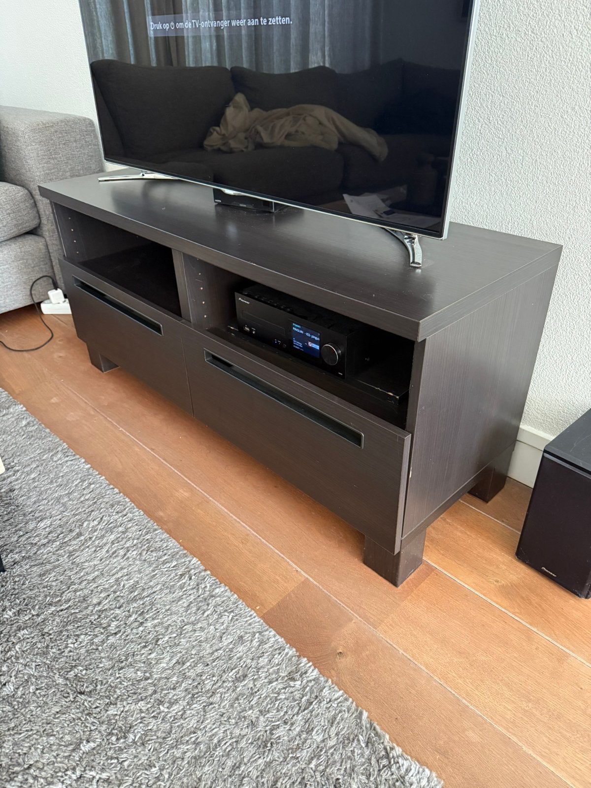 TV-meubel donkerbruin – GRATIS af te halen!, Ophalen, 100 tot 150 cm, Zo goed als nieuw, Minder dan 100 cm