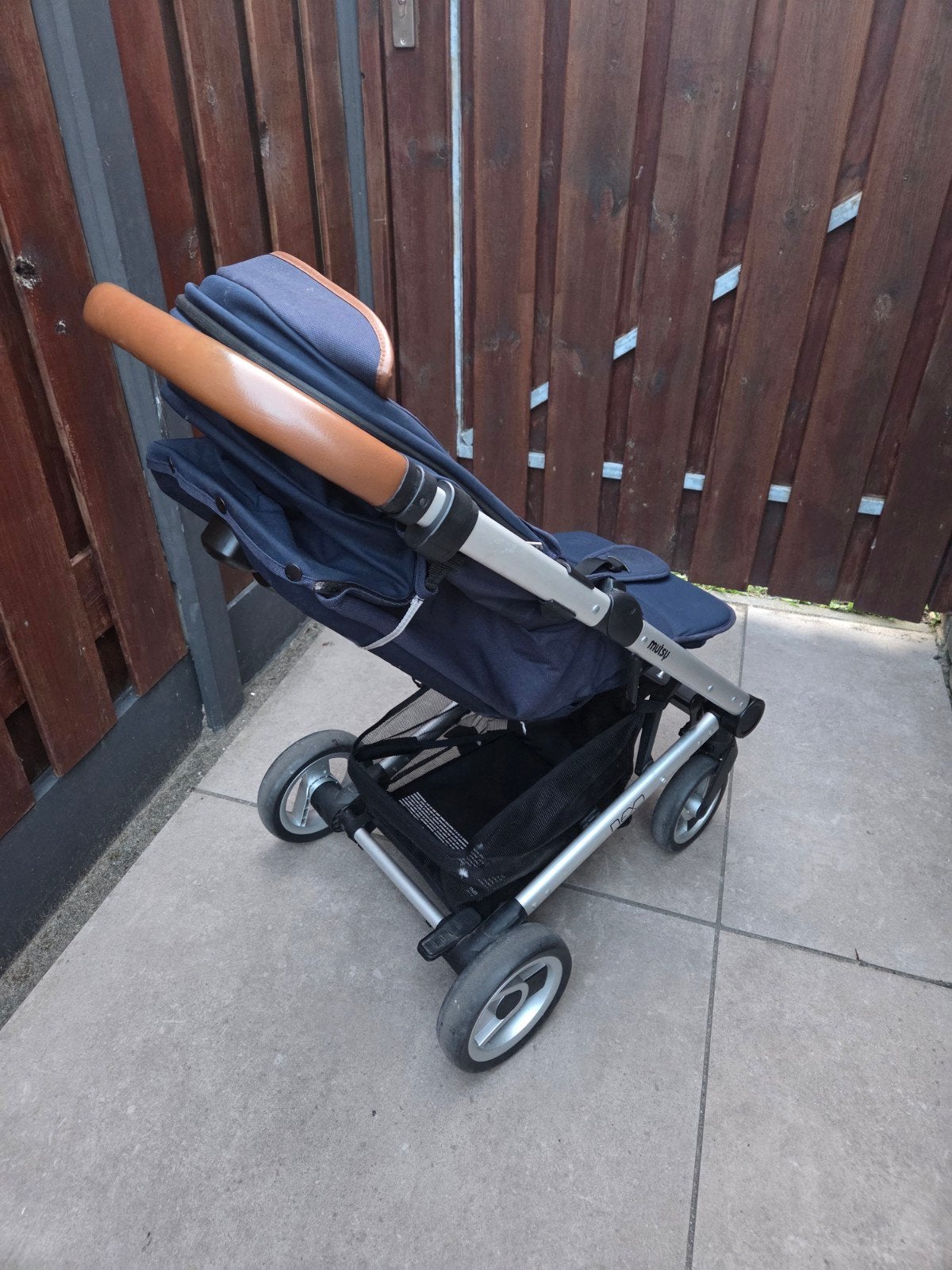Mutsy Nexo kinderwagen zsm weg aub!, Ophalen, Zo goed als nieuw, Overige merken