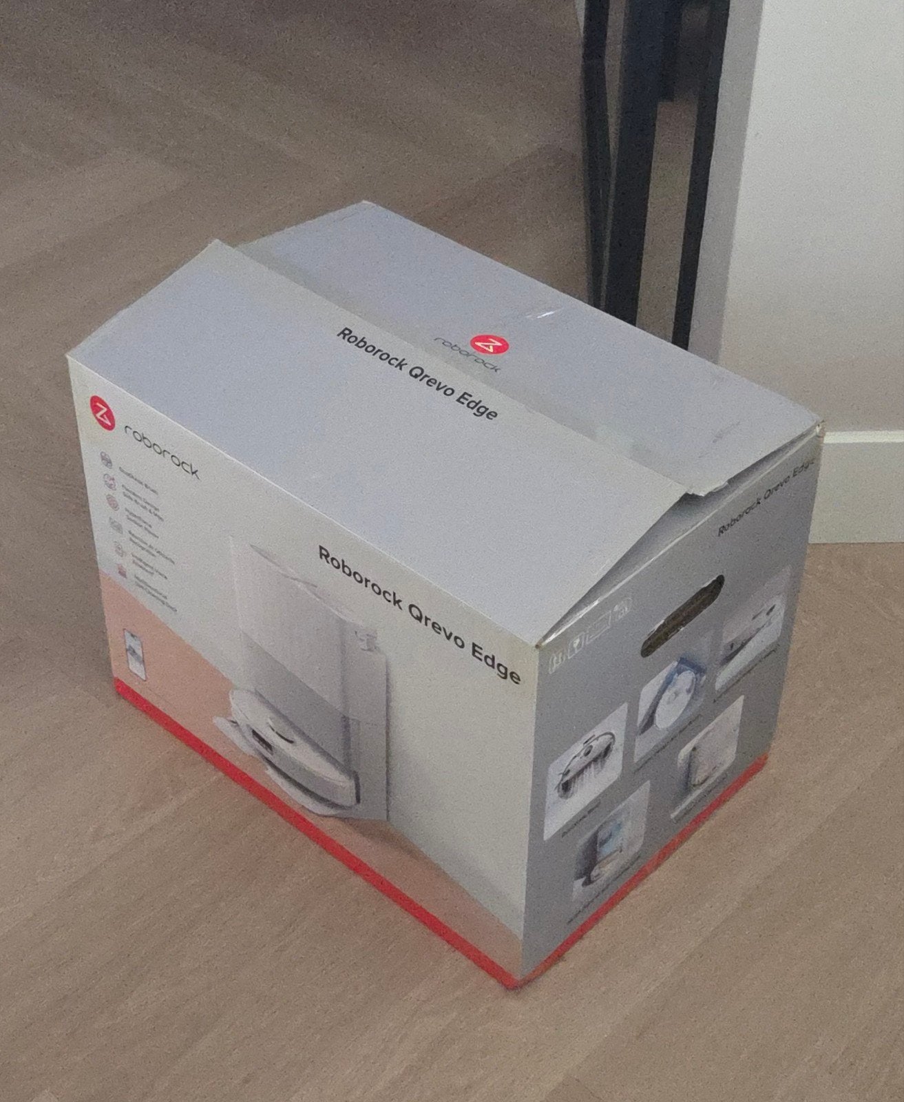 Roborock Q-Revo Edge robotstofzuiger NIEUW IN DOOS, Witgoed en Apparatuur, Stofzuigers, Ophalen of Verzenden, Nieuw, Robotstofzuiger