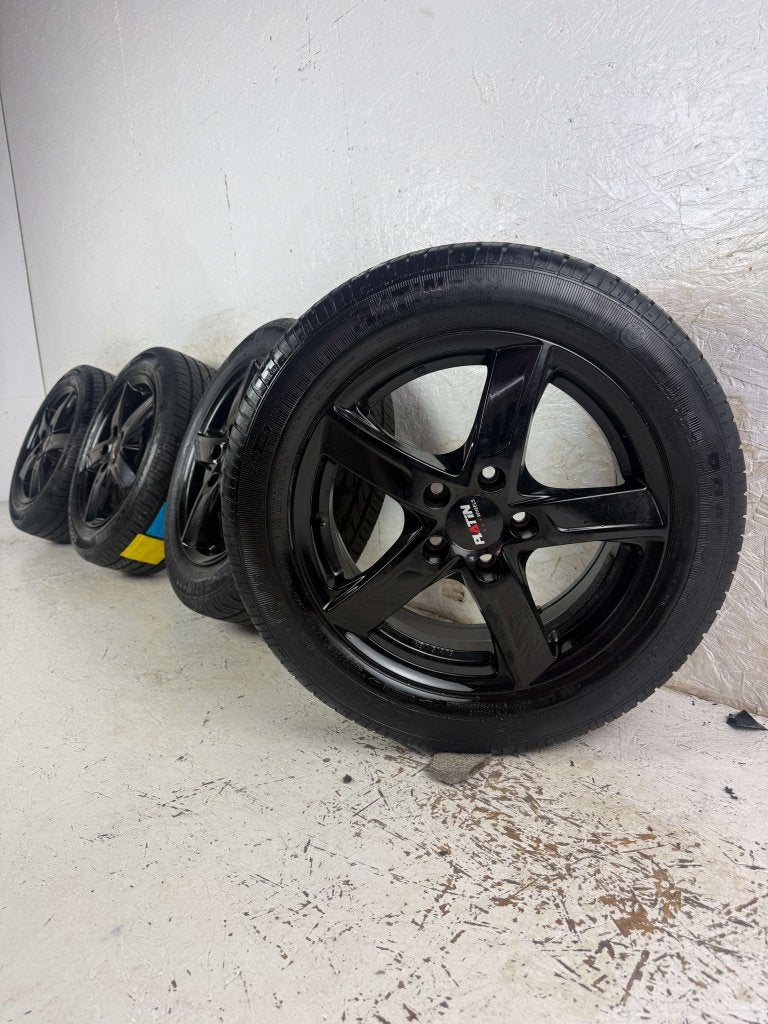 Volkswagen Golf Audi A3 Seat Leon velgen 16" 5x112 zomerset