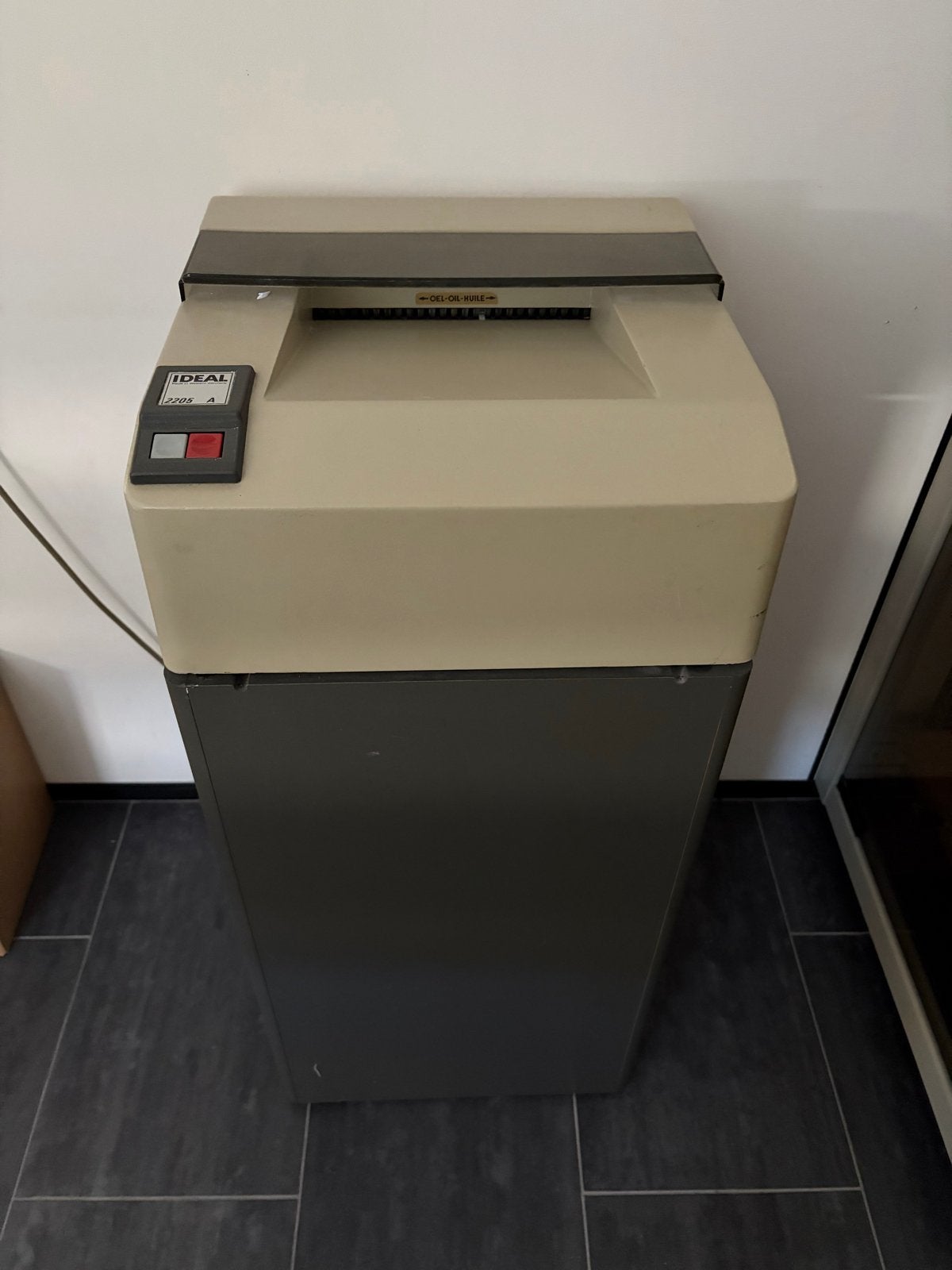 Papierversnipperaar - IDEAL 2245 A, Ophalen, Gebruikt