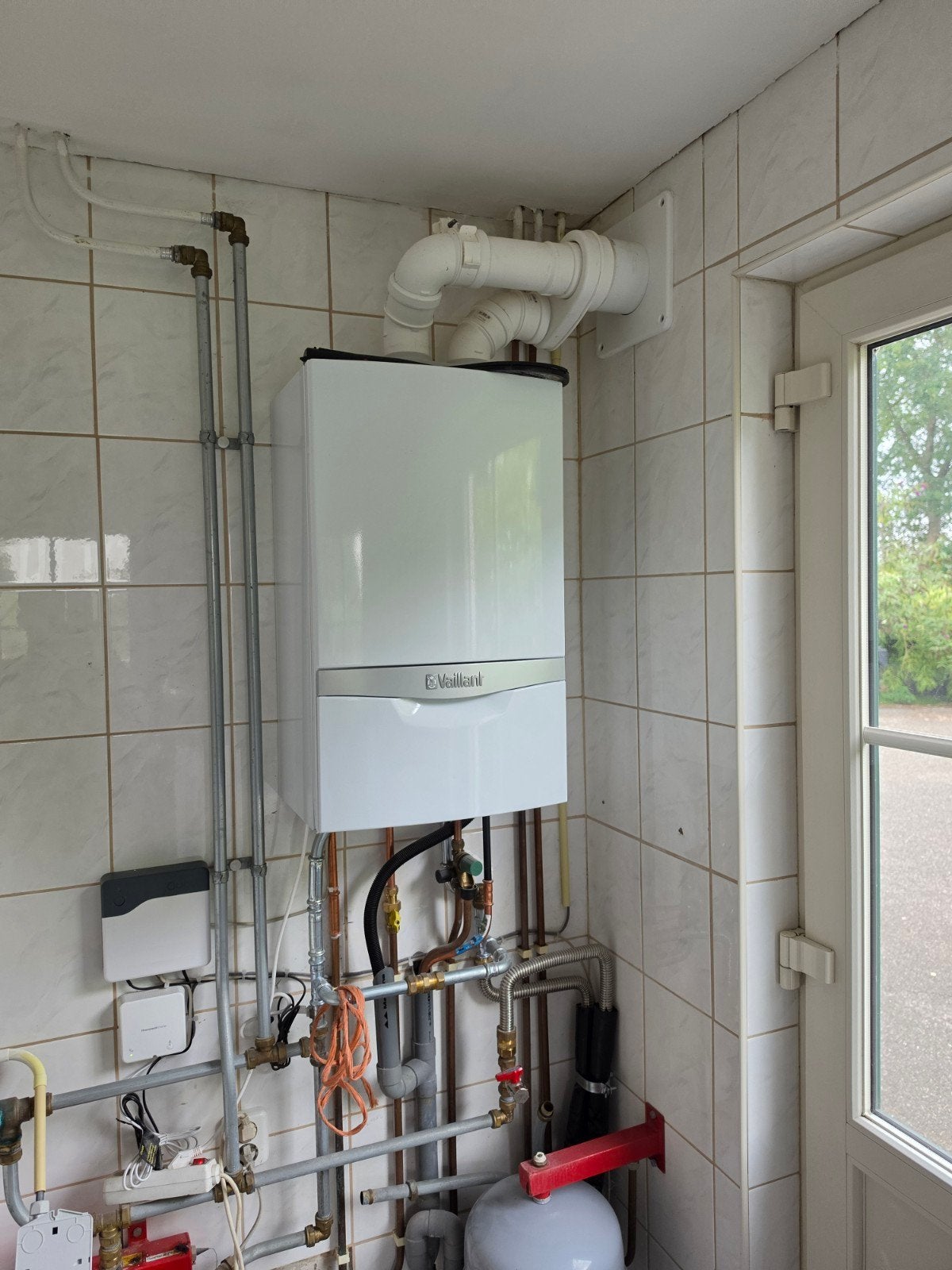 Vaillant ecoTEC plus VHR NL 20-24/5-5 L R6 CV-ketel, Ophalen, 30 tot 80 cm, Gebruikt, Hoog rendement (Hr)