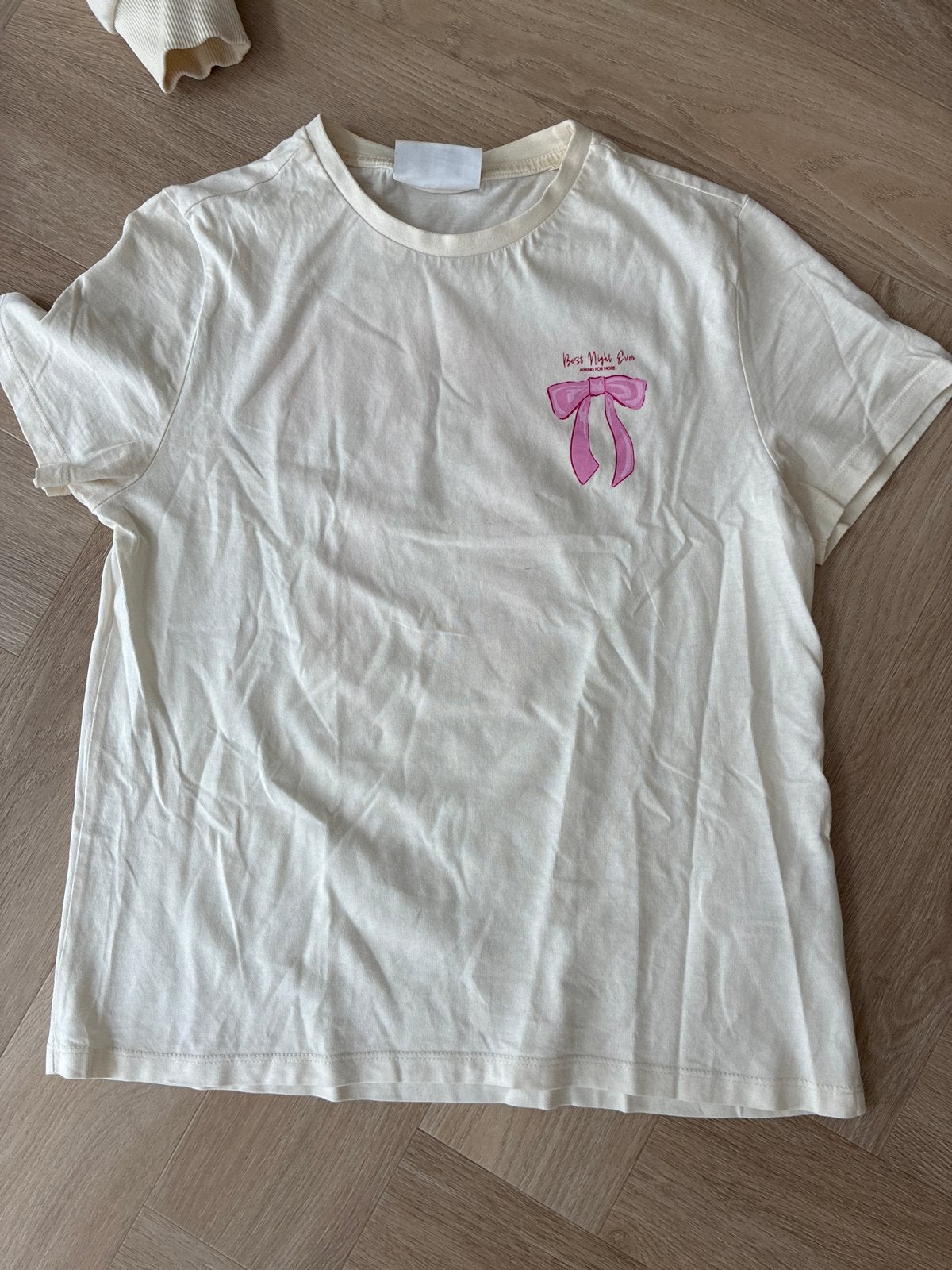 Distrikt Nørrebro T-shirt XS - Nette staat, Kleding | Dames, Wit, Ophalen of Verzenden, Zo goed als nieuw, Korte mouw