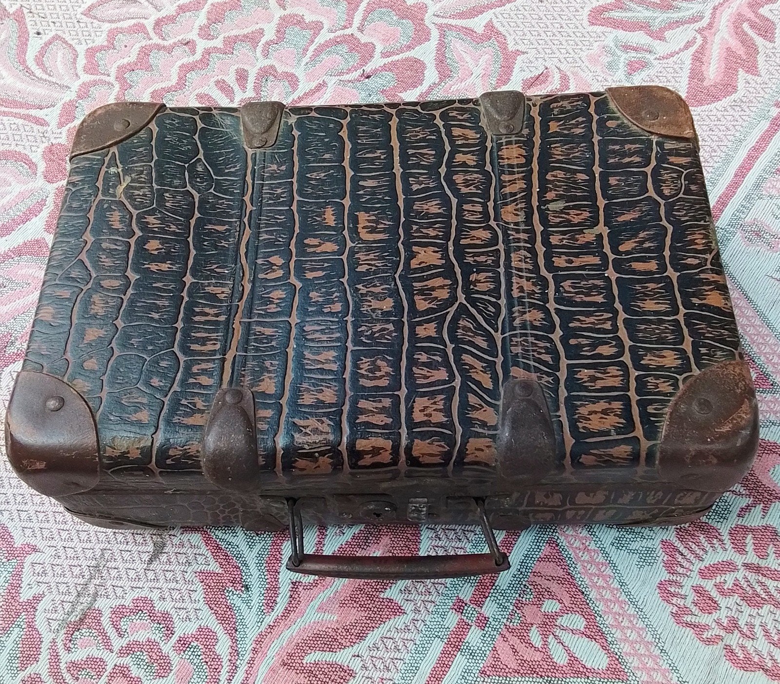 Oud kartonnen koffertje met krokodillenprint 34x22x11cm, Antiek en Kunst, Ophalen of Verzenden