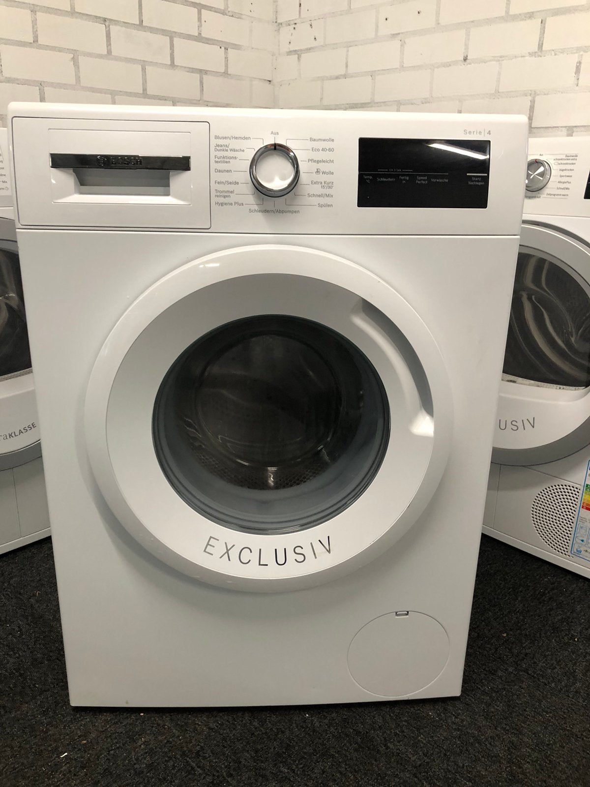 1 jaar oude Bosch Serie4 A+++ 8kg Wasmachine GARANTIE, Ophalen, Minder dan 85 cm, 8 tot 10 kg, Kort programma