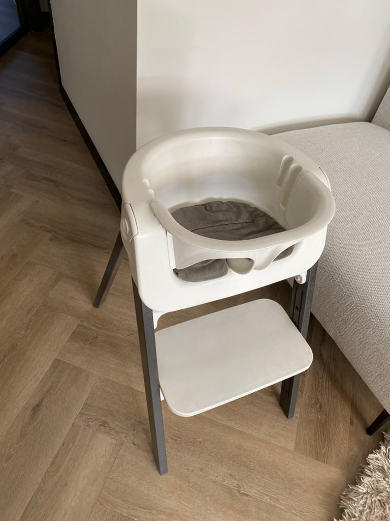 Stokke Tripp Trapp Newborn Set - Zo goed als nieuw, Kinderen en Baby's, Kinderstoelen, Ophalen of Verzenden, Zo goed als nieuw