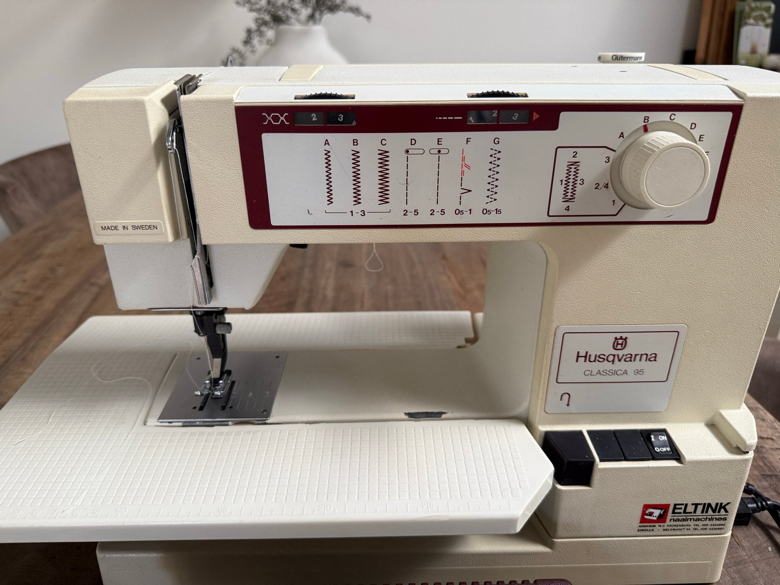 Husqvarna Classica 95 Naaimachine -, Hobby en Vrije tijd, Ophalen, Gebruikt, Naaimachine, Husqvarna