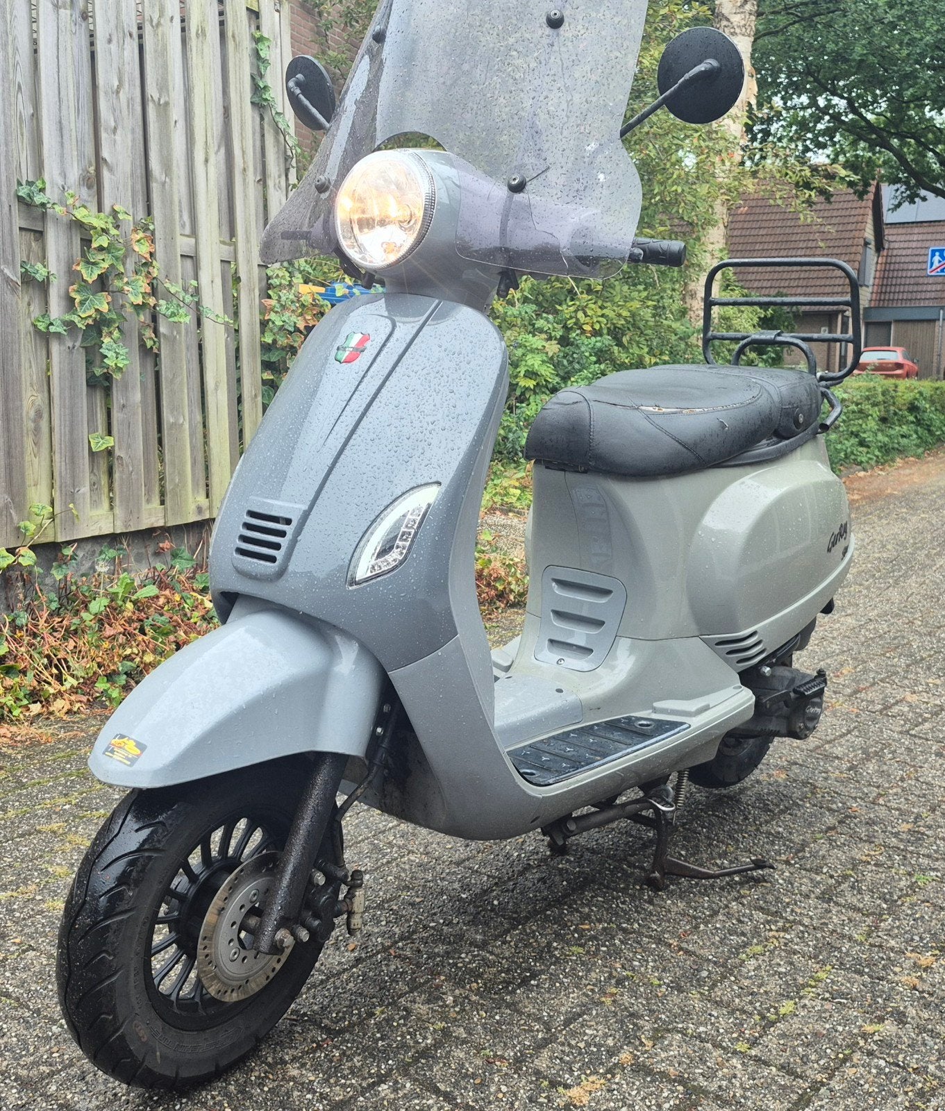 Vespa Look Bromscooter INRUIL MOGELIJK, Fietsen en Brommers, Ophalen, Gebruikt, Maximaal 45 km/u, Benzine