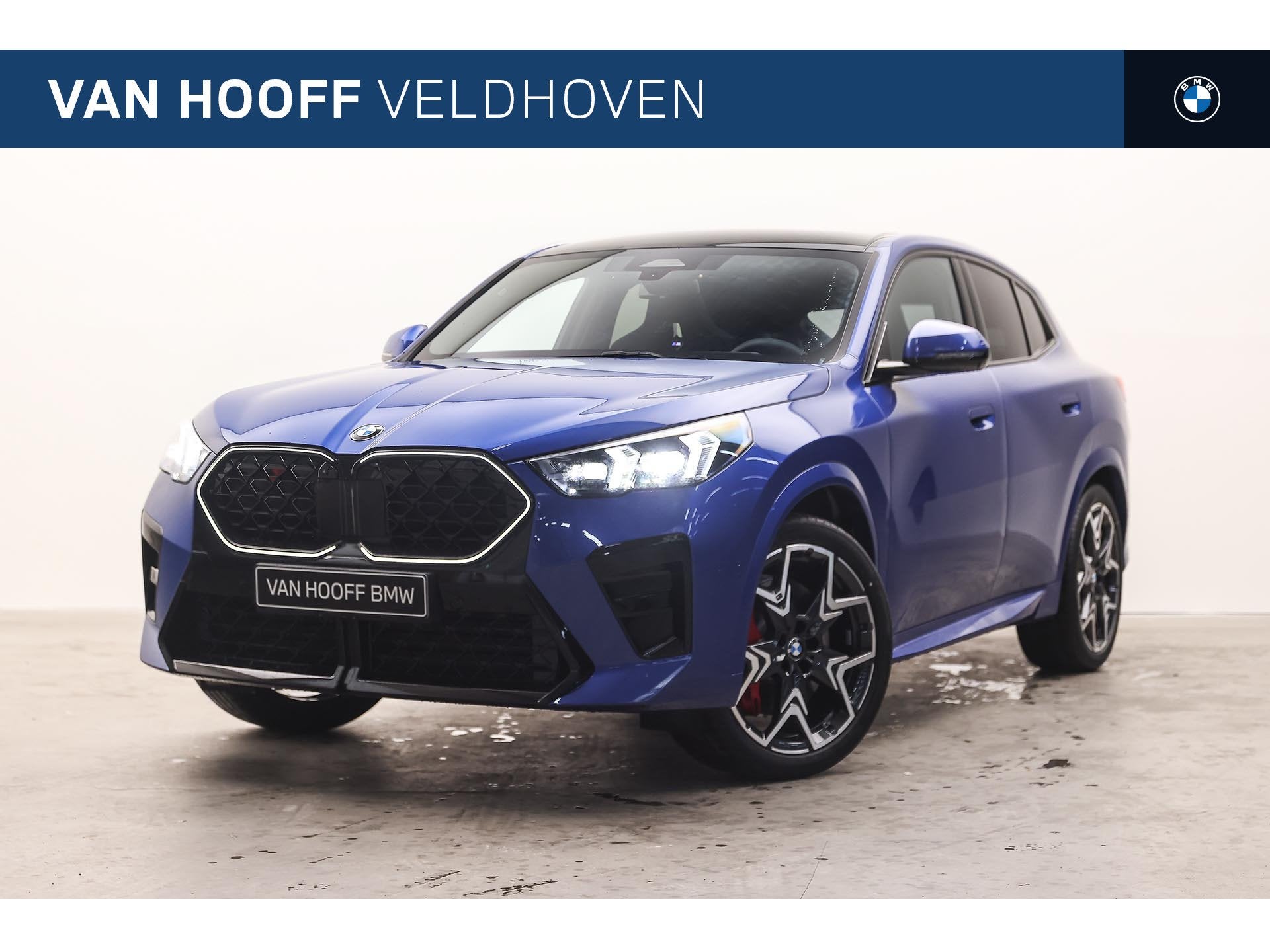 BMW X2 sDrive20i M Sport Automaat / Panoramadak / Trekhaak /, Auto's, Dealer onderhouden, X2, Zwart, 156 pk