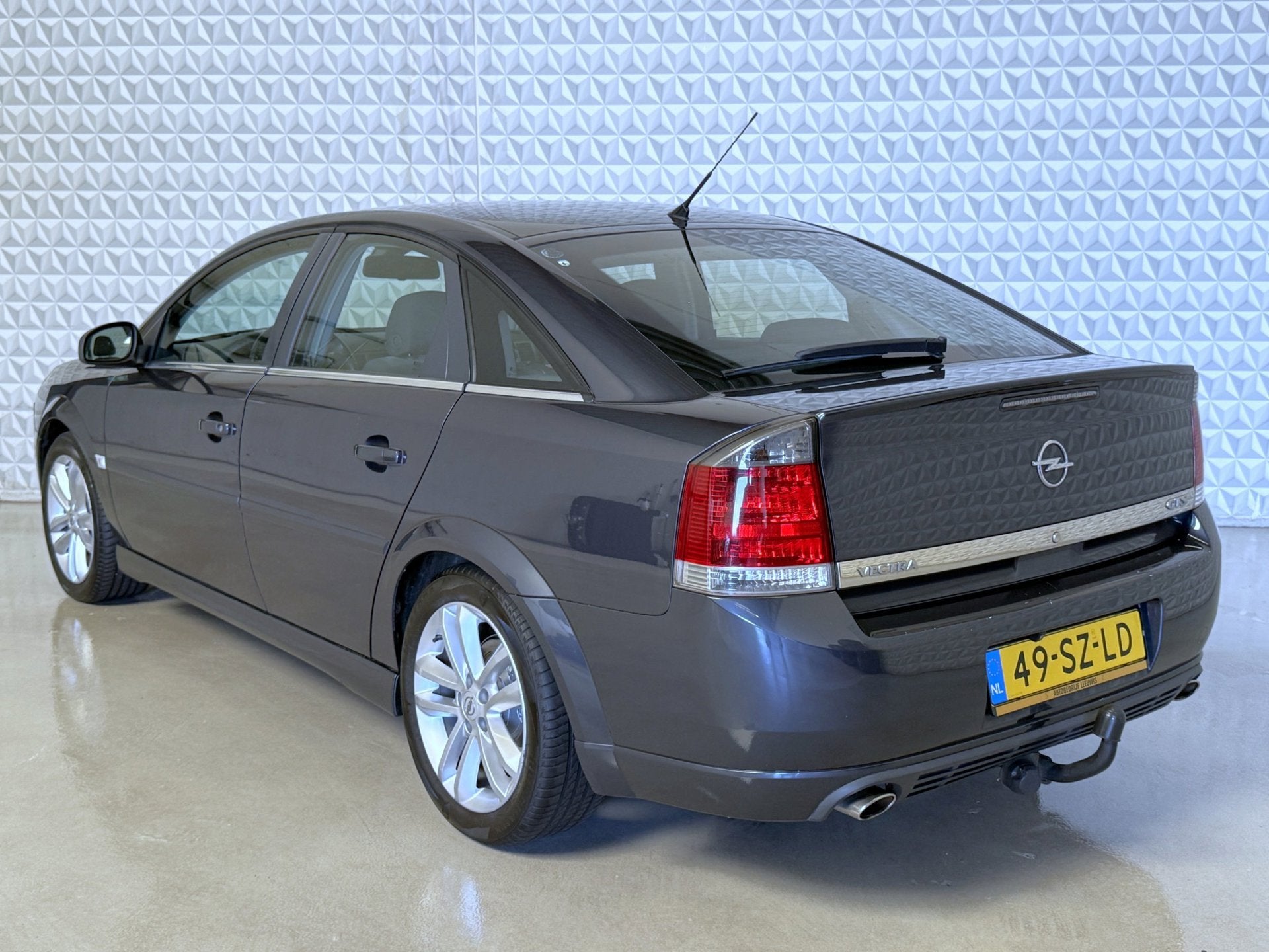 Opel Vectra GTS 1.8-16V Airco Cruise Sportvelgen Trekhaak(20, Auto's, Opel, Voorwielaandrijving, Gebruikt, 4 cilinders, 1796 cc