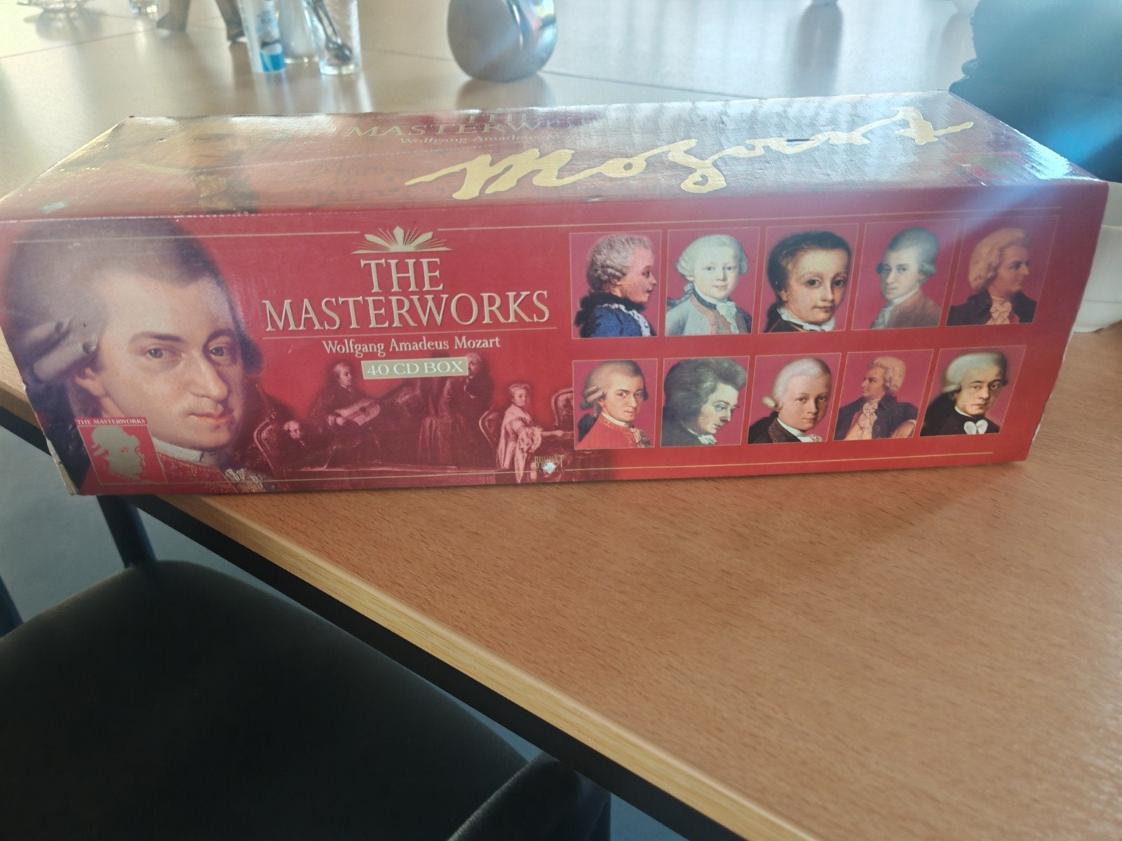 cd box van mozart bieden, Cd's en Dvd's, Alle leeftijden, Ophalen of Verzenden, Zo goed als nieuw