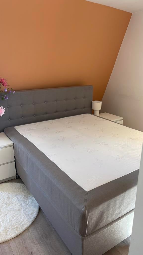 Swiss sense boxspring, Ophalen, Zo goed als nieuw