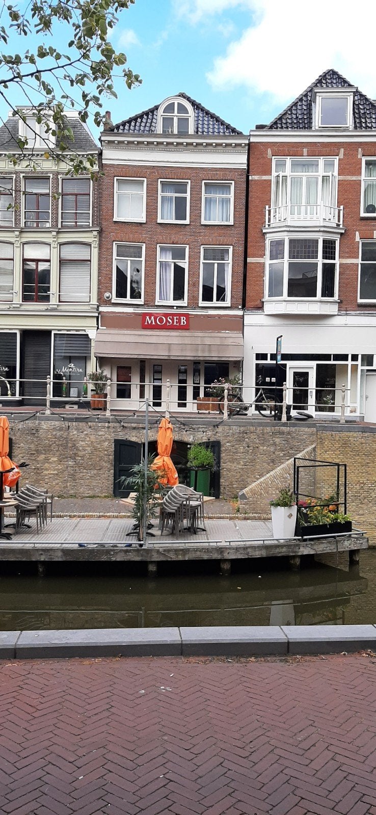 HORECAPAND + INVENTARIS IN ÉÉN KOOP BIEDEN INCL. PAND LWD., 257 m², Koop, Horecaruimte