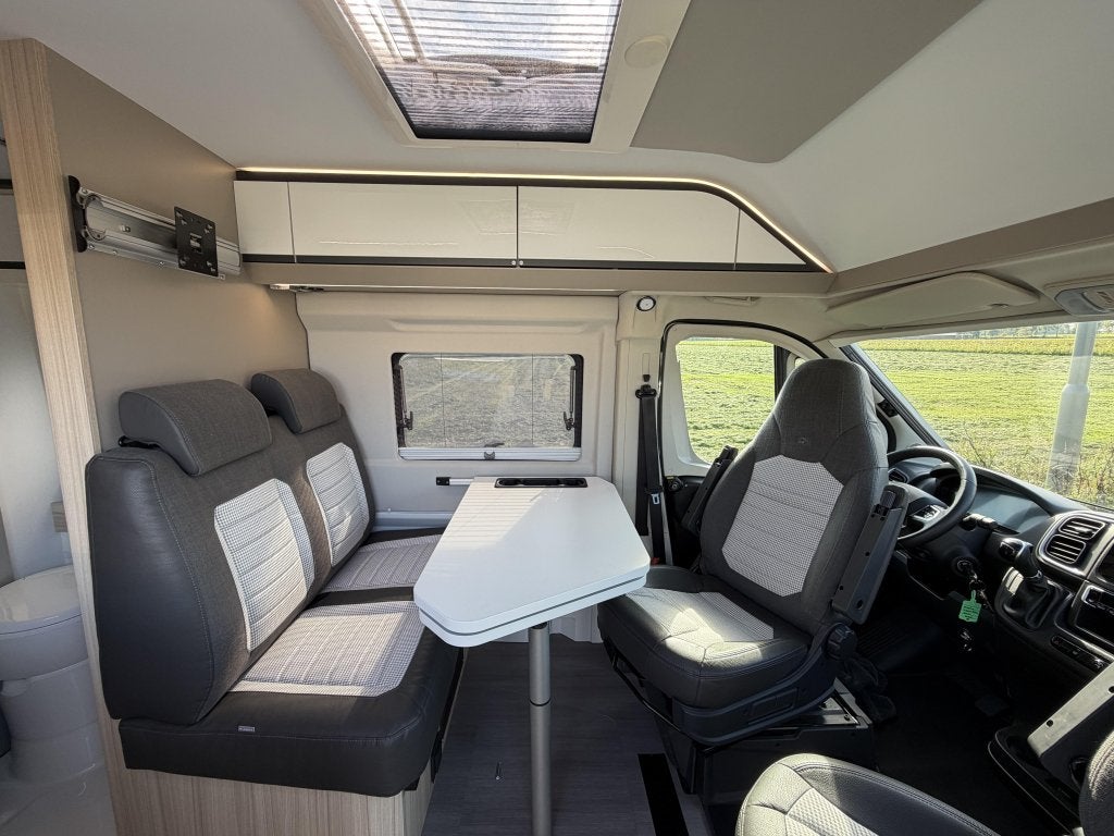 Adria Twin Plus 640 SLB, Lithium, Omvormer, Solar, Bearlock,, Automaat, Buscamper of Camperbus, Ringverwarming, Fiat