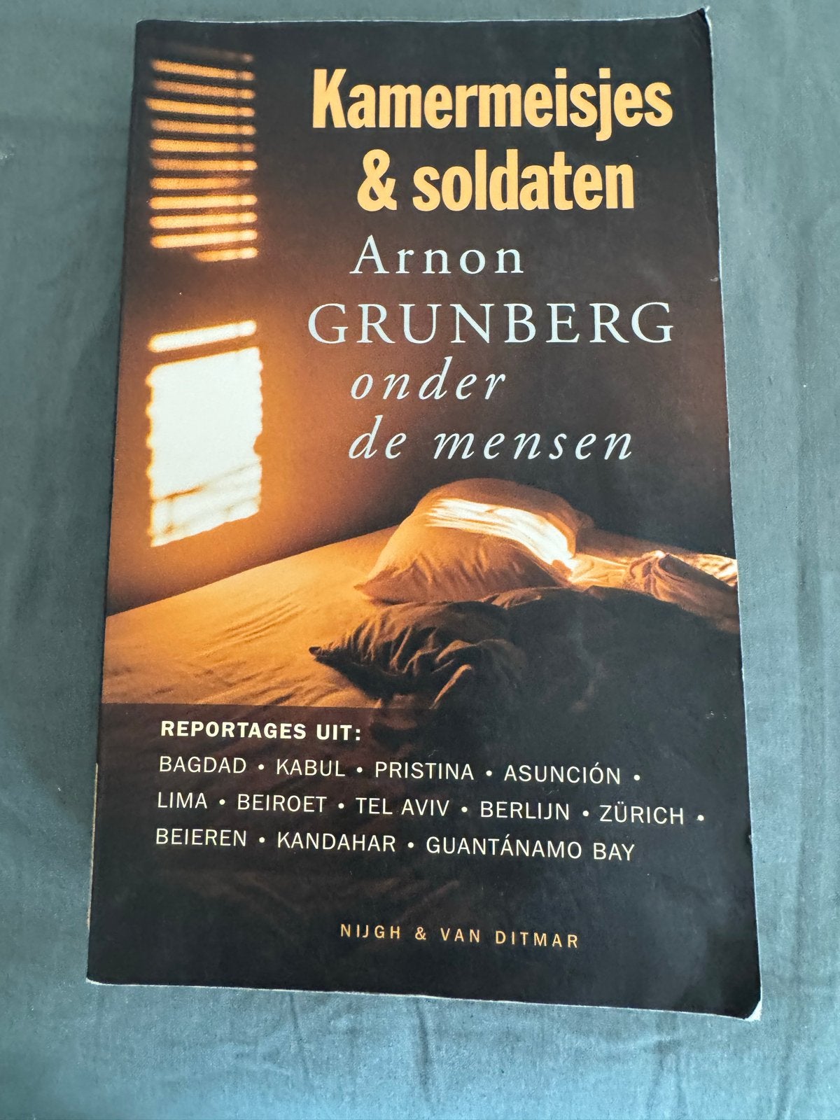 Kamermeisjes & Soldaten - Arnon Grunberg, Ophalen of Verzenden, Gelezen, Nederland