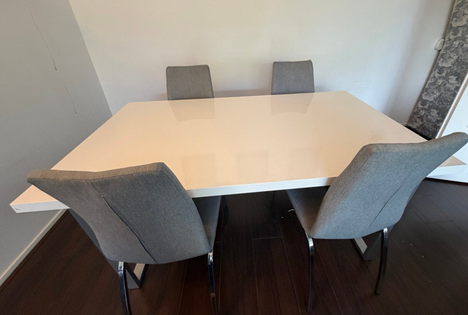 Eettafel + 4stoelen, Ophalen