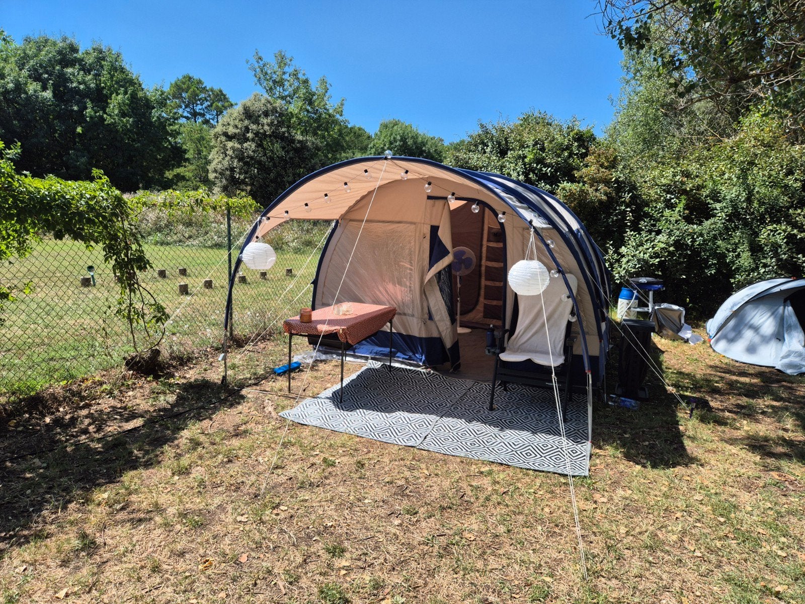Te koop: tent Cedar Basic (4–5 persoons) – De Vrijbuiter, Caravans en Kamperen, Ophalen, Gebruikt
