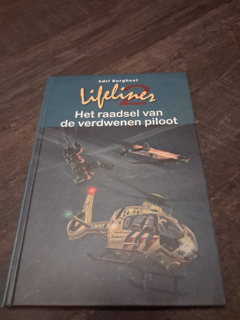 Boek Lifeliner 2 Het raadsel van de verdwenen piloot, Boeken, Ophalen of Verzenden, Zo goed als nieuw