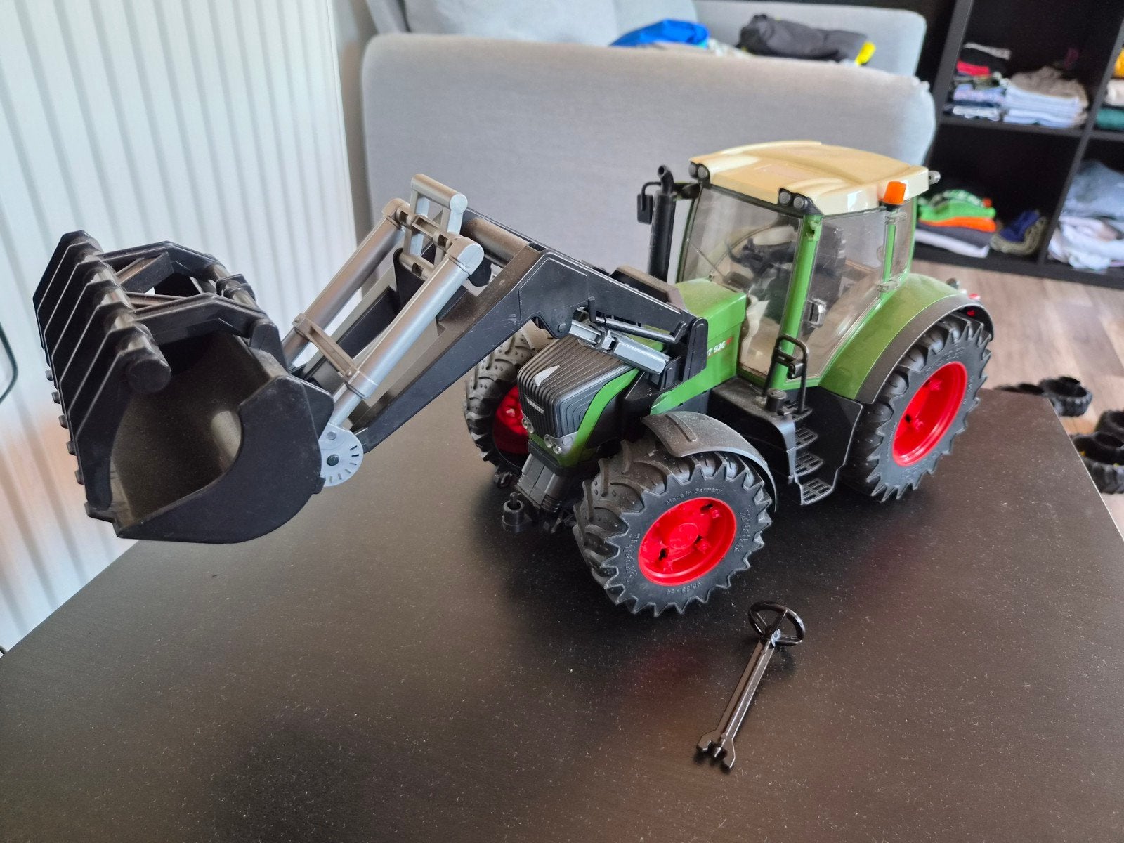 Grote Fendt speelgoedtractor met voorlader bruder. r, Ophalen of Verzenden, Zo goed als nieuw