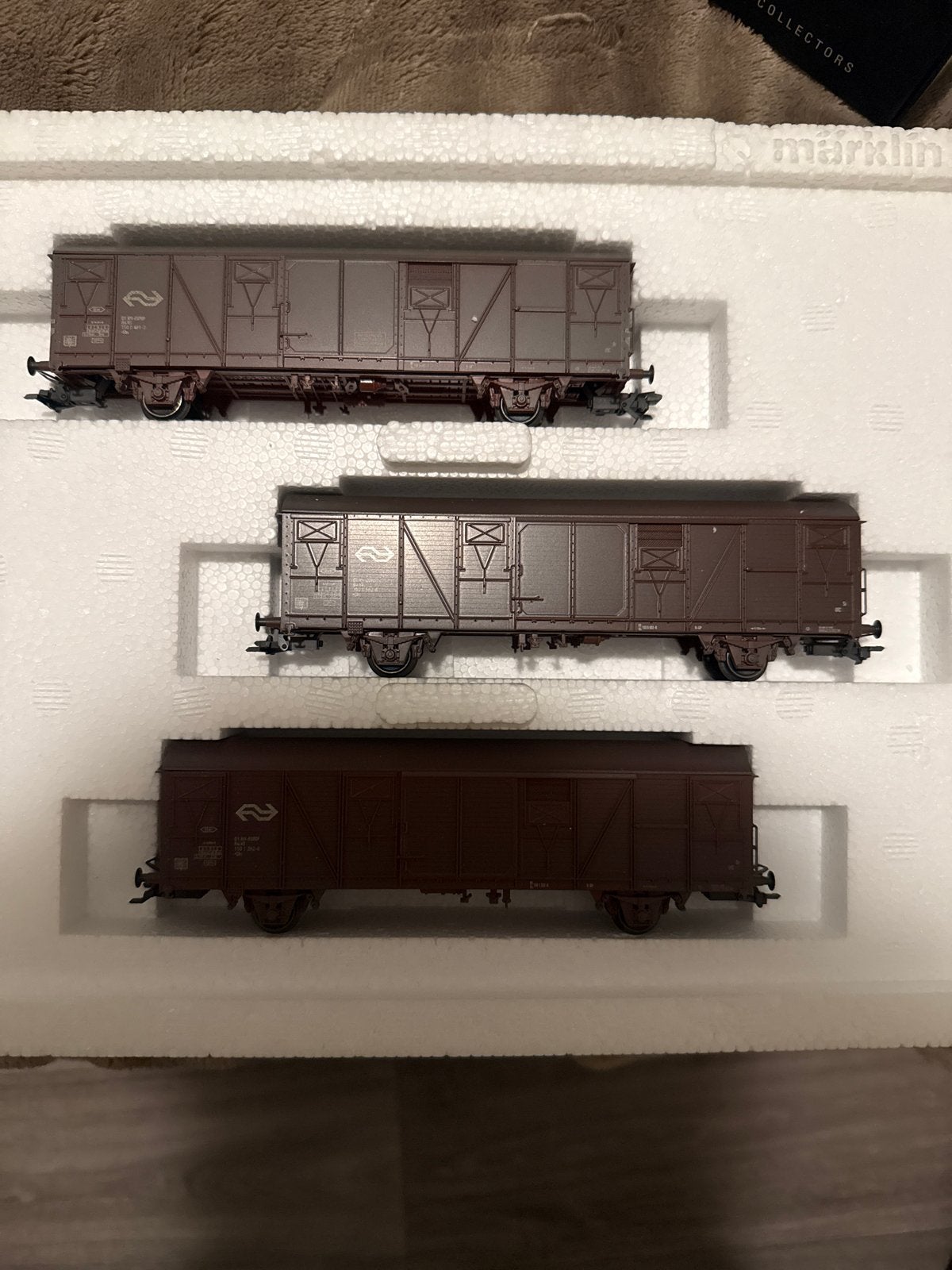 Märklin H0 47313 NS Gesloten Goederenwagens Set, Hobby en Vrije tijd, Ophalen, Wisselstroom, Wagon, Märklin