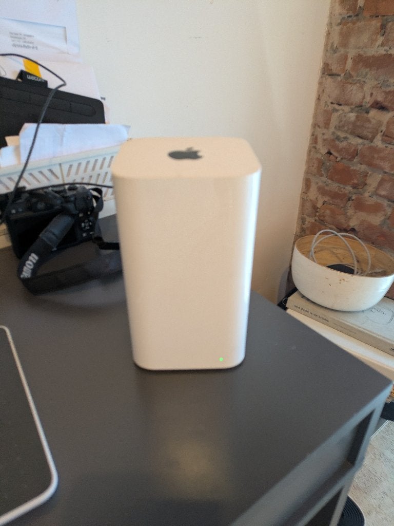 Apple AirPort Time Capsule 2 TB 5e generatie, Computers en Software, Routers en Modems, Ophalen, Gebruikt, Router, Apple