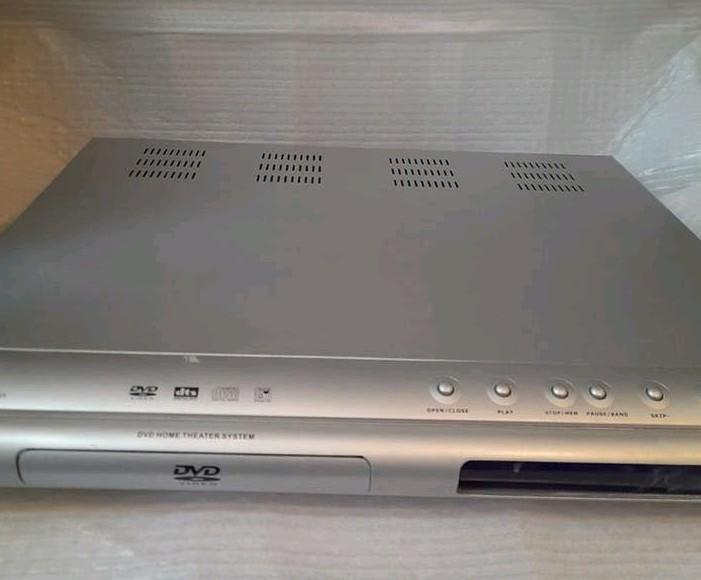 Surround sound home cinema dvd radio aux, Ophalen of Verzenden, Overige merken