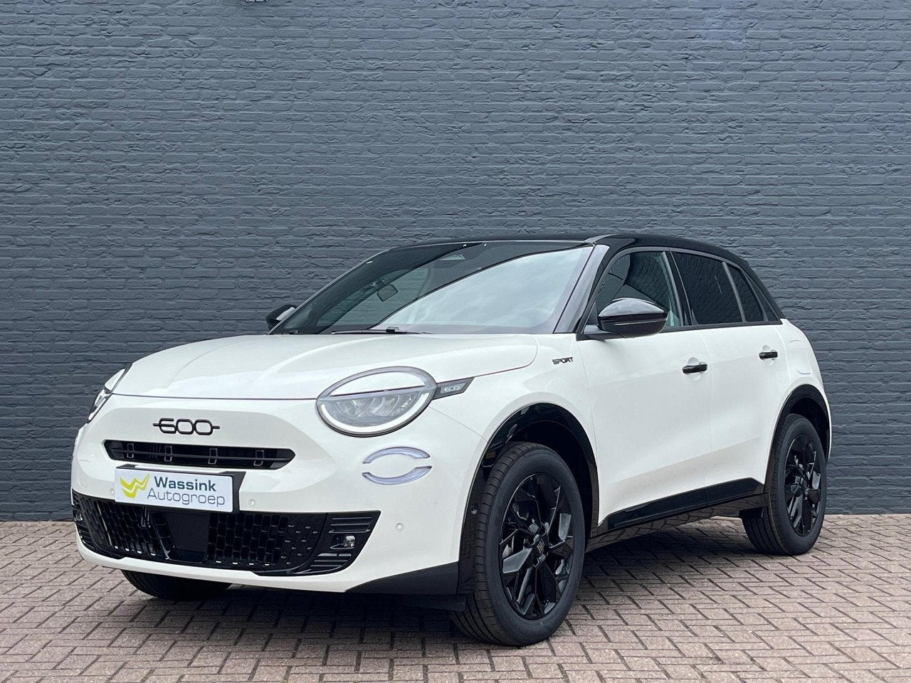 Fiat 600 1.2 Hybrid Sport | Automaat | Sportieve Uitvoering, Automaat, 145 pk, Gebruikt, 1199 cc