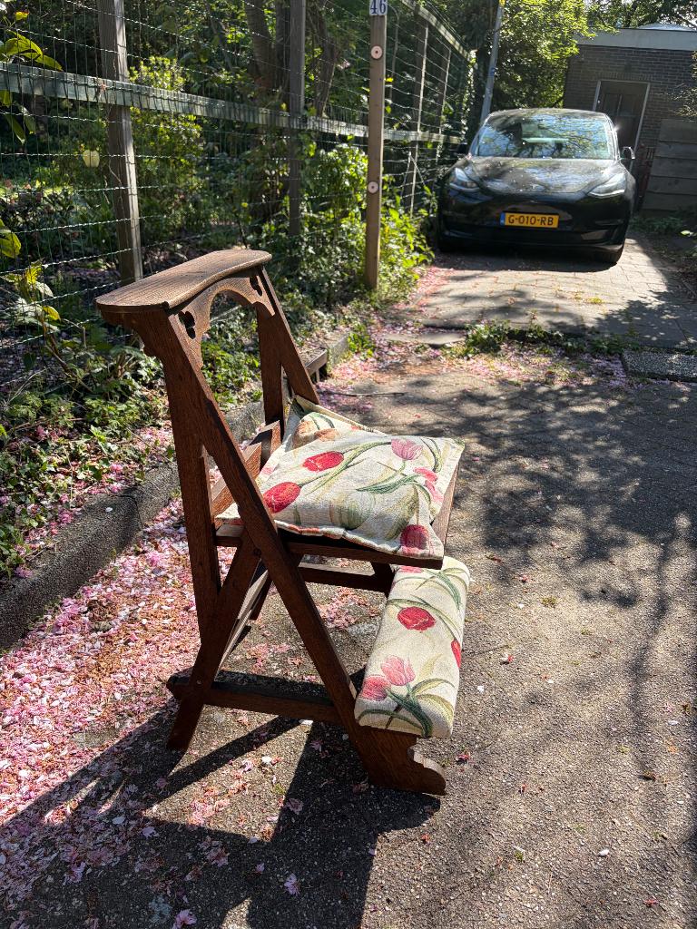 Bidstoel, Ophalen