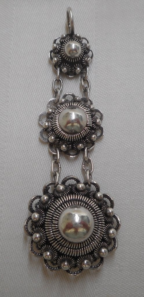 Prachtige zilveren 3 Zeeuwse knoppen hanger nr.1490, Verzenden, Zilver, Hanger