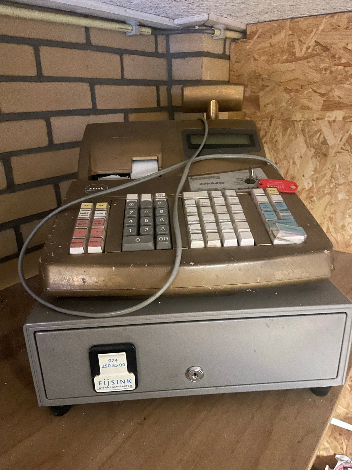 Sharp ER-A410 Kassa met Kassalade - Vintage Model, Verzamelen, Ophalen