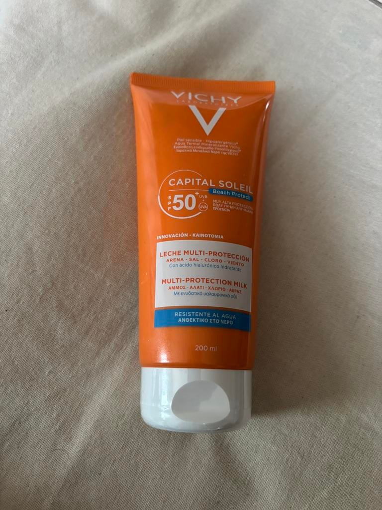 Vichy Capital Soleil Beach Protect SPF 50+, Ophalen of Verzenden, Nieuw, Gehele gezicht, Verzorging