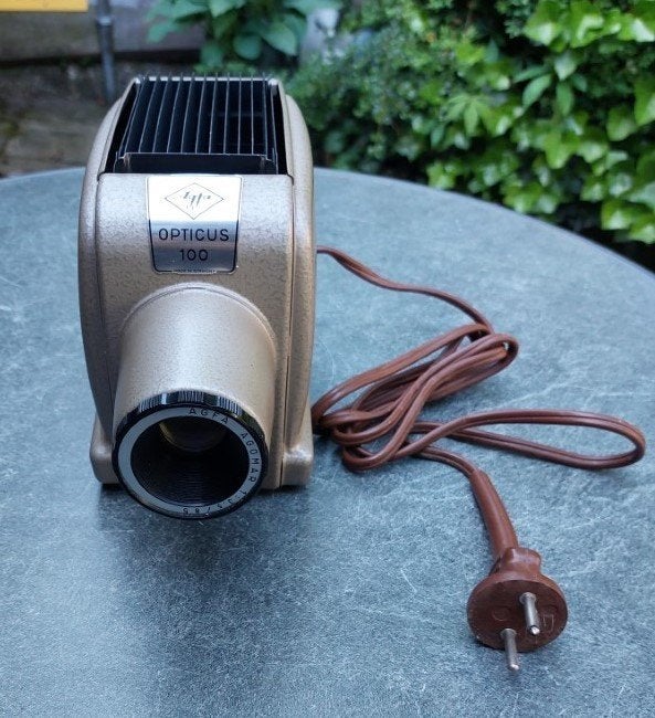 Agfa Opticus 100 diaprojector in originele doos., Ophalen of Verzenden, Niet werkend